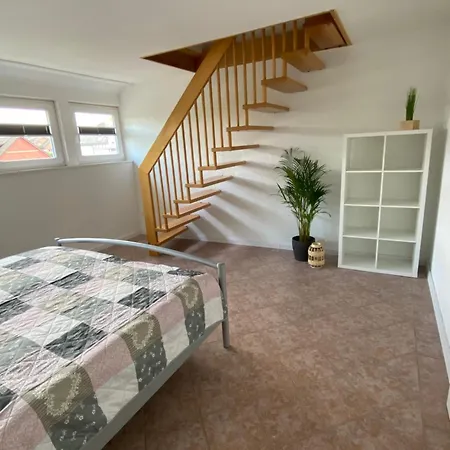 Muesen, Nah An Der *